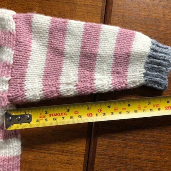 Hand Knit Little Jail Birdie Onesie -brand new - Picture 5 of 5